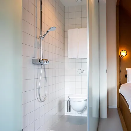 The Bellhop 3* Rotterdam
