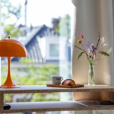 The Bellhop מלון 3*