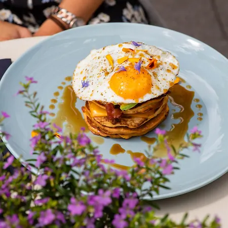 The Bellhop 3* 로테르담