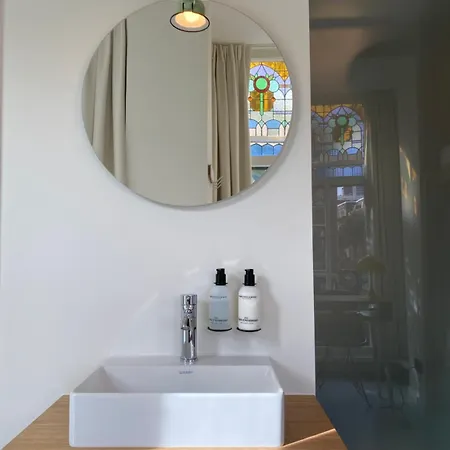 The Bellhop 3* רוטרדם