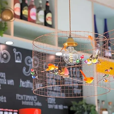 The Bellhop 3* 로테르담