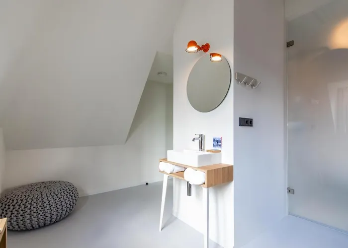 The Bellhop Hotel Rotterdam