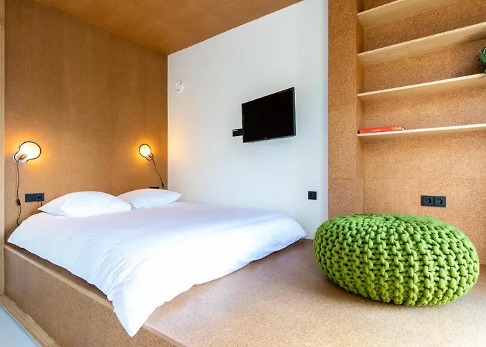 The Bellhop 3* Rotterdam